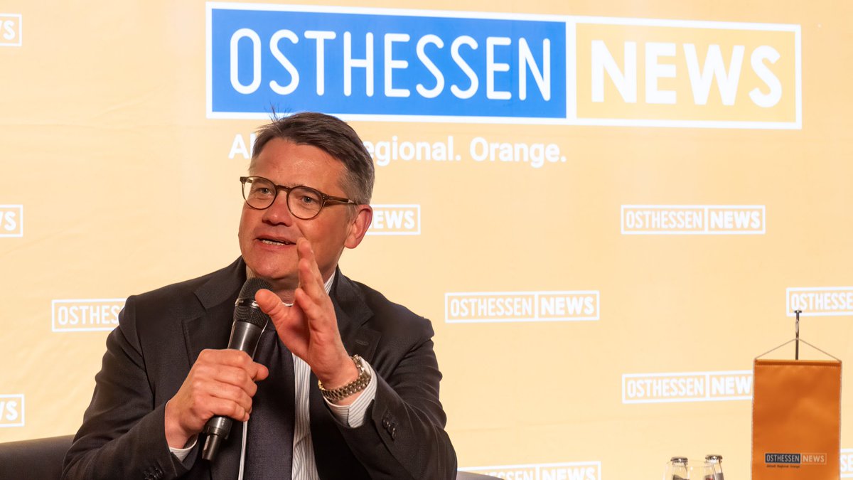 Die Region Fulda ist immer eine Reise wert: Mit @osthessennewsde habe ich in einer Talkrunde über #innereSicherheit, #Migration, #Europa und das Medizinstudium am Campus Fulda gesprochen. Zum Interview ➡️ hessenlink.de/ONGespraech ©️ Osthessen News