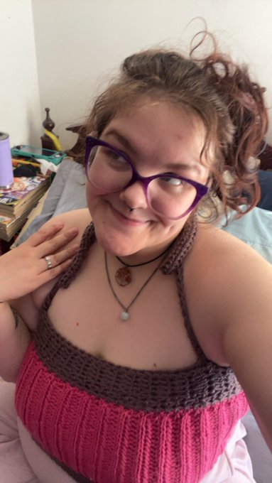 Occasionally I take a cute selfie and feel the need to share it https://t.co/7D6WDjKJZc<a href="/tag/mvsales"class="tags"><span>&#35;mvsales</span></a>