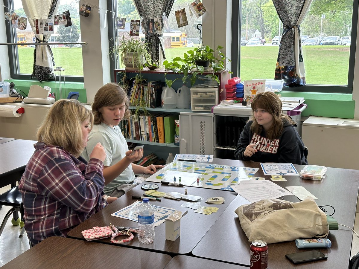 MrsKeriLewis1's tweet photo. Loving this game from @SRSTEMoutreach GeneQuest is a great tool for teaching Epigenetics!!! Thank you for the resources! @HAEdOutreach 

Quote from a student “I’m actually learning something, and having fun!” That’s a win!!! @TuscumbiaCitySc @Deshler_High https://t.co/m2Kb7HCUeS