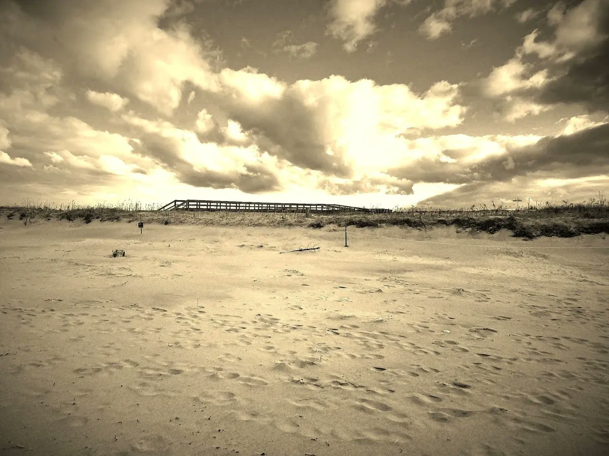 devillinestone.com/guilt Sky of gray steel gobbles the sun I shut my lids to hide from sin No escape, it’s far from done Metallic mist slithers over skin Into pores, into my core Attacking me from within #poetry #WritingCommunity #writing #photograghy #poems #poem Cranes Beach MA