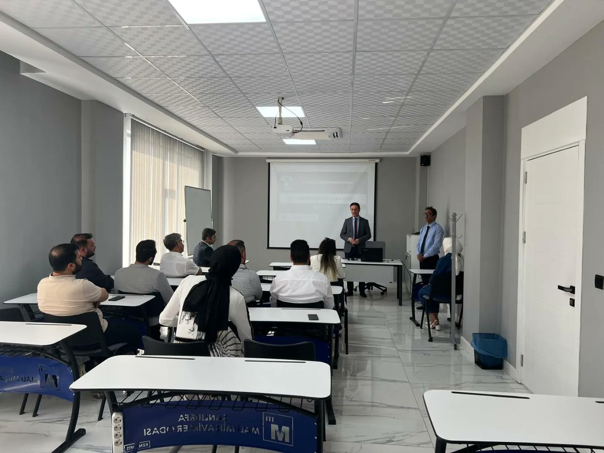 urfasmmmo's tweet photo. Odamız Tesmer Şubesi  tarafından, 2024/1.Dönem Staja Giriş Sınavında başarılı olan SMMM Stajyerleri ile Staj dönemi ve Staj yönetmenliği hakkında bilgilendirme toplantısı düzenlenmiştir.
#smmmstaj #başarılıaday #tesmer https://t.co/mWu2OVzfXU