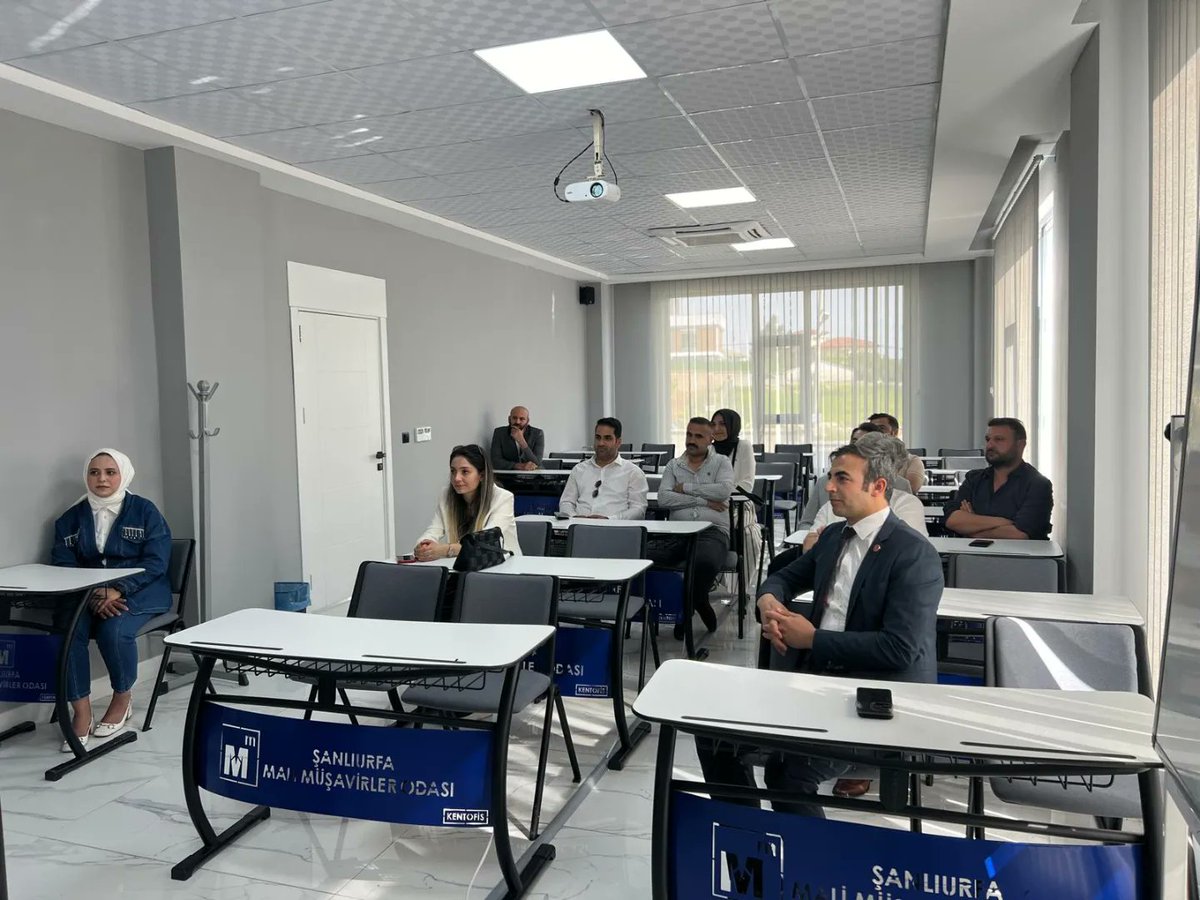 urfasmmmo's tweet photo. Odamız Tesmer Şubesi  tarafından, 2024/1.Dönem Staja Giriş Sınavında başarılı olan SMMM Stajyerleri ile Staj dönemi ve Staj yönetmenliği hakkında bilgilendirme toplantısı düzenlenmiştir.
#smmmstaj #başarılıaday #tesmer https://t.co/mWu2OVzfXU