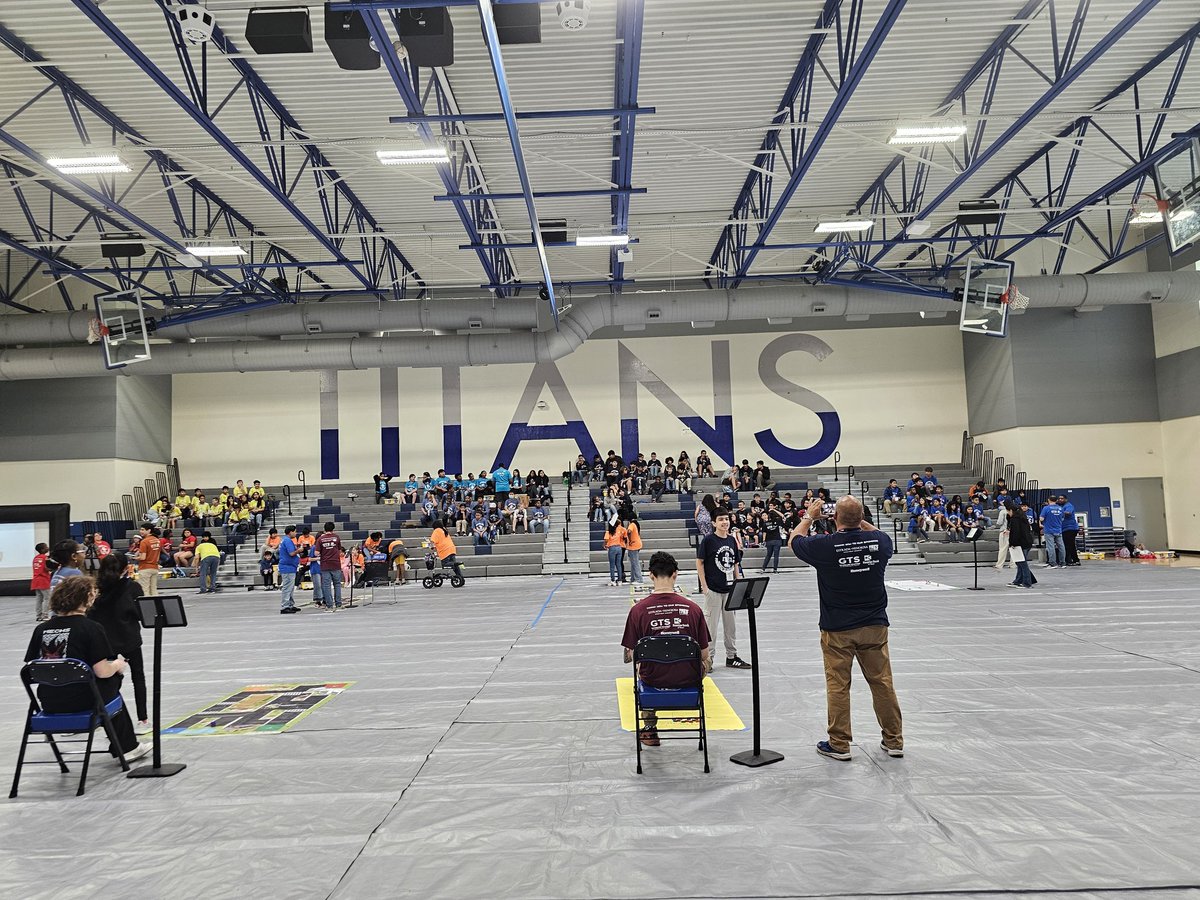 Michele_Glaze's tweet photo. Getting ready for @ManorISD Robotics Challenge https://t.co/4jmUz62hUK