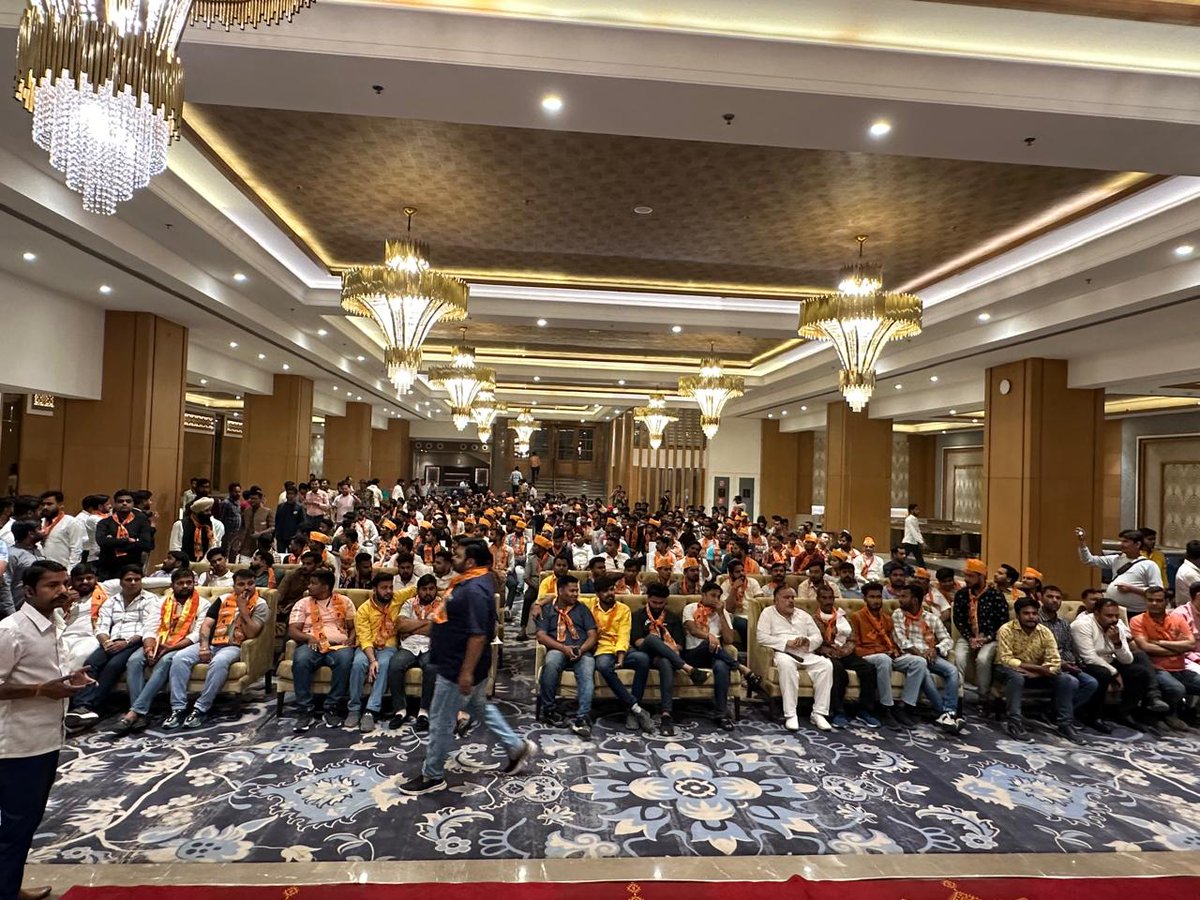 PranshuDutt's tweet photo. आज अलीगढ़ लोकसभा की अलीगढ़ विधानसभा के रघुवीरपुरी मंडल में आयोजित #नमो_युवा_सम्मेलन को संबोधित किया व युवा शक्ति से एक बार पुनः माननीय प्रधानमंत्री श्री नरेंद्र मोदी जी के कुशल नेतृत्व में केंद्र में समृद्धि, विकास एवं सुशासन का कमल खिलाने की अपील की। https://t.co/HJcNoVRqrq