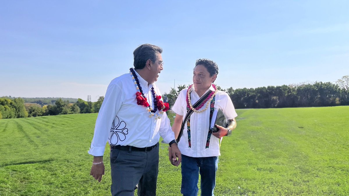 Chre01's tweet photo. Gobernador, @SergioSalomonC no hay mejor canto a la vida que celebrarla, por eso es un honor poder estar un año más compartiendo sus triunfos personales que nos inspiran para que día a día demos lo mejor de cada uno. 
(1/2) https://t.co/hmVQuMy9m8