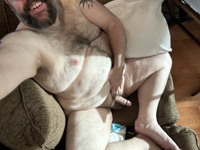 Happy National Send Nudes Day! 😜 https://t.co/2qavXT4iOh<a href="/tag/loveyourself"class="tags"><span>#loveyourself</span></a><a href="/tag/plussizeappreciation"class="tags"><span>#plussizeappreciation</span></a><a href="/tag/bodypositivity"class="tags"><span>#bodypositivity</span></a>