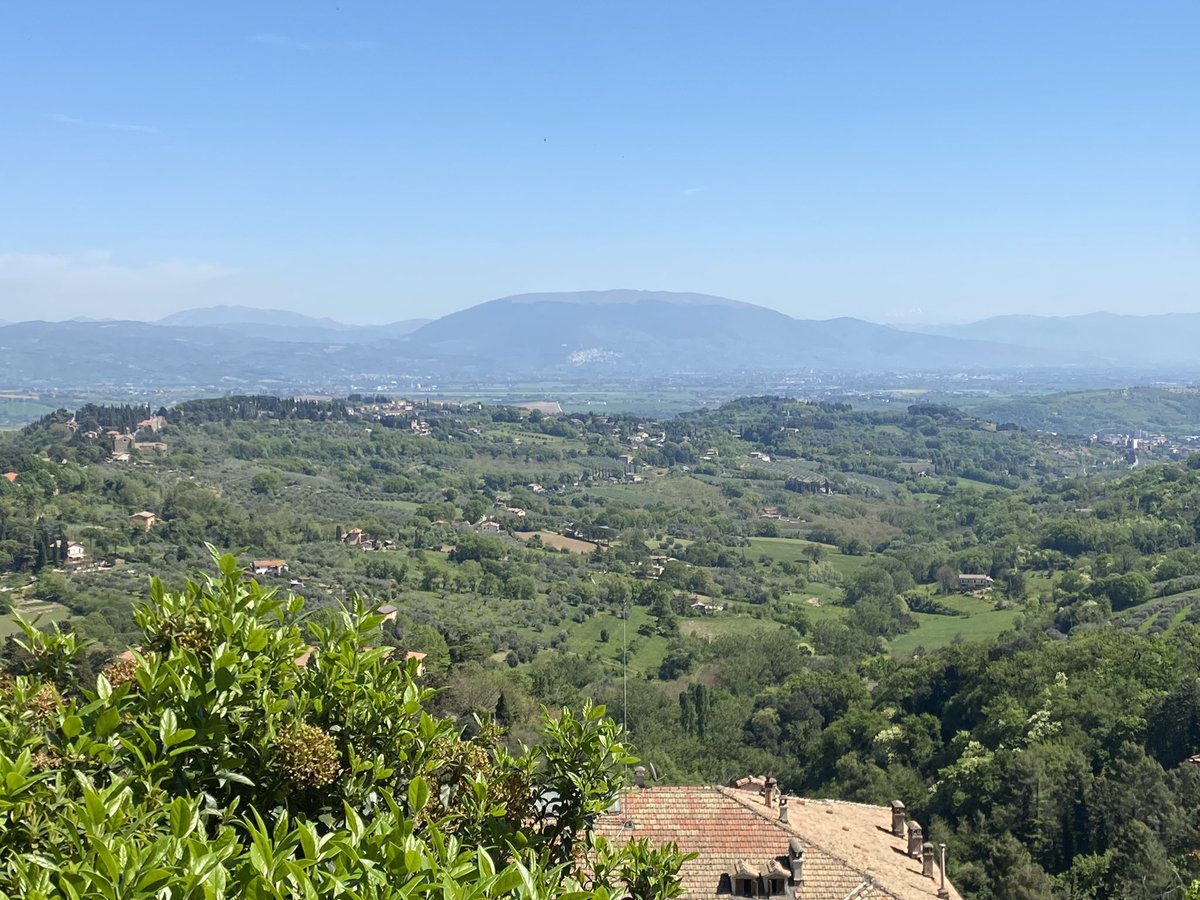 HughesPhotog's tweet photo. Beautiful Perugia #italy #perugia #umbria https://t.co/oZNUUpzCSm