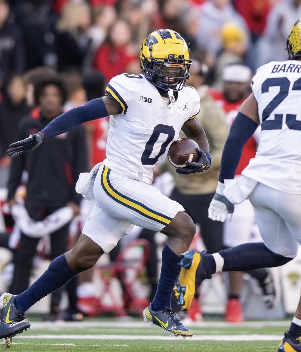 Here’s a rising defensive prospect to watch: Michigan’s Mike Sainristil. The WR-turned-DB is lauded for his instincts in coverage and blitz capabilities (6.5 TFLs). One scout mentioned to me he could sneak into the 1st-round given his overall versatility as a nickel.