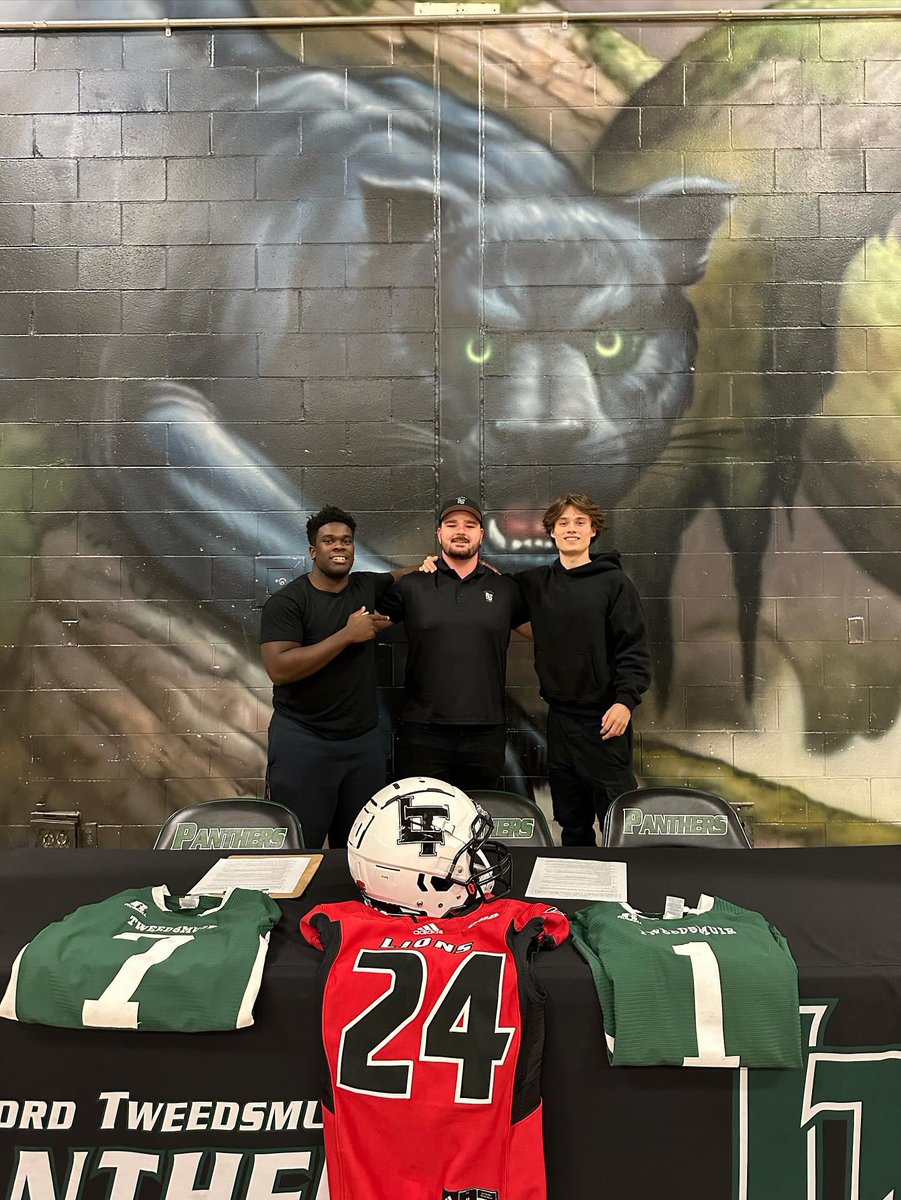 Congrats to <a href="/EAimiose/">Ede Aimiose</a> and <a href="/GalyeTyson/">Tyson Galye</a> on their commitment to <a href="/yorkulions/">York Lions</a> 

Great football players, but better human beings

LT —> OUA