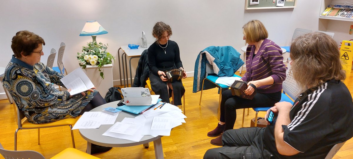 Ionad na Gaeilge Labhartha, UCC tweet media