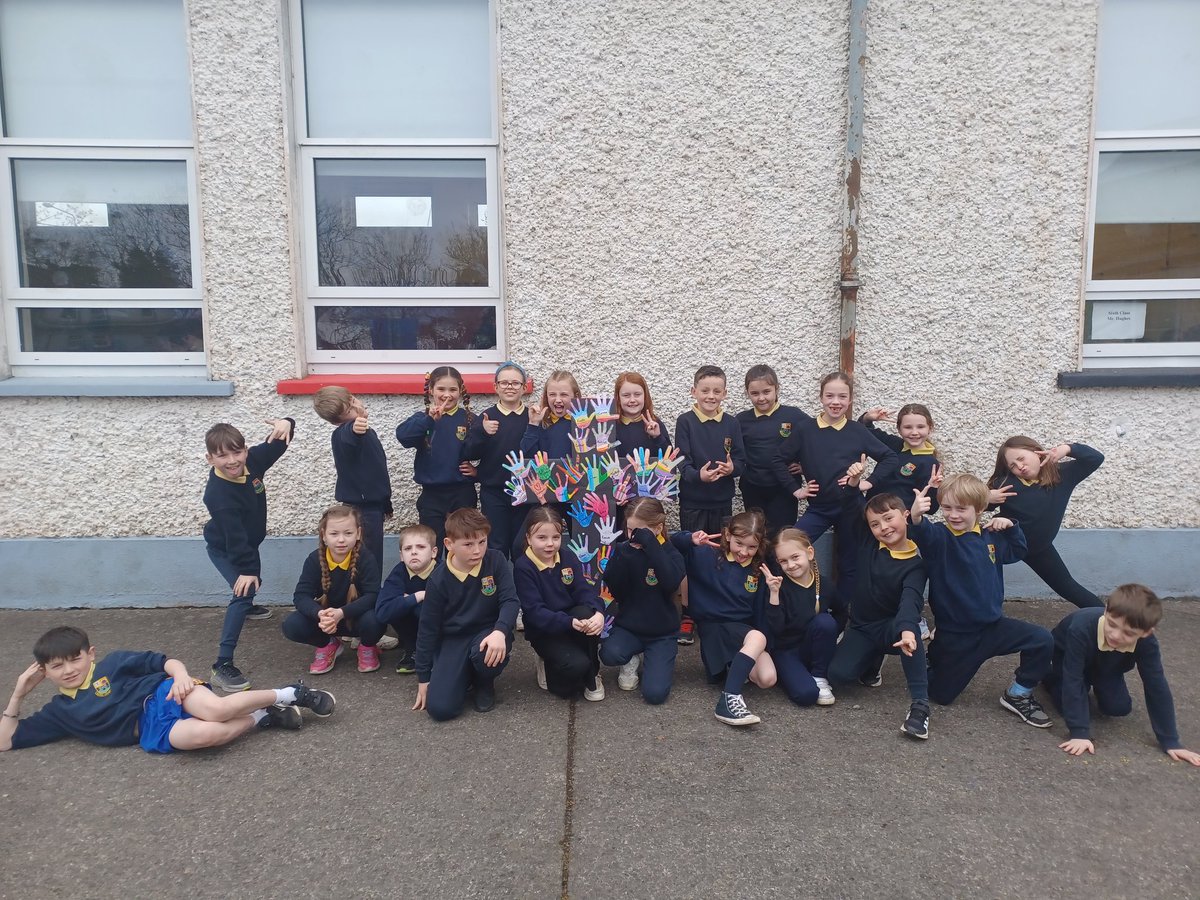 MsONeills4thStc's tweet photo. Huge congratulations to second class on receiving the Sacrament of Reconciliation today 👏 @ConlethSt https://t.co/x4cVyVG28I
