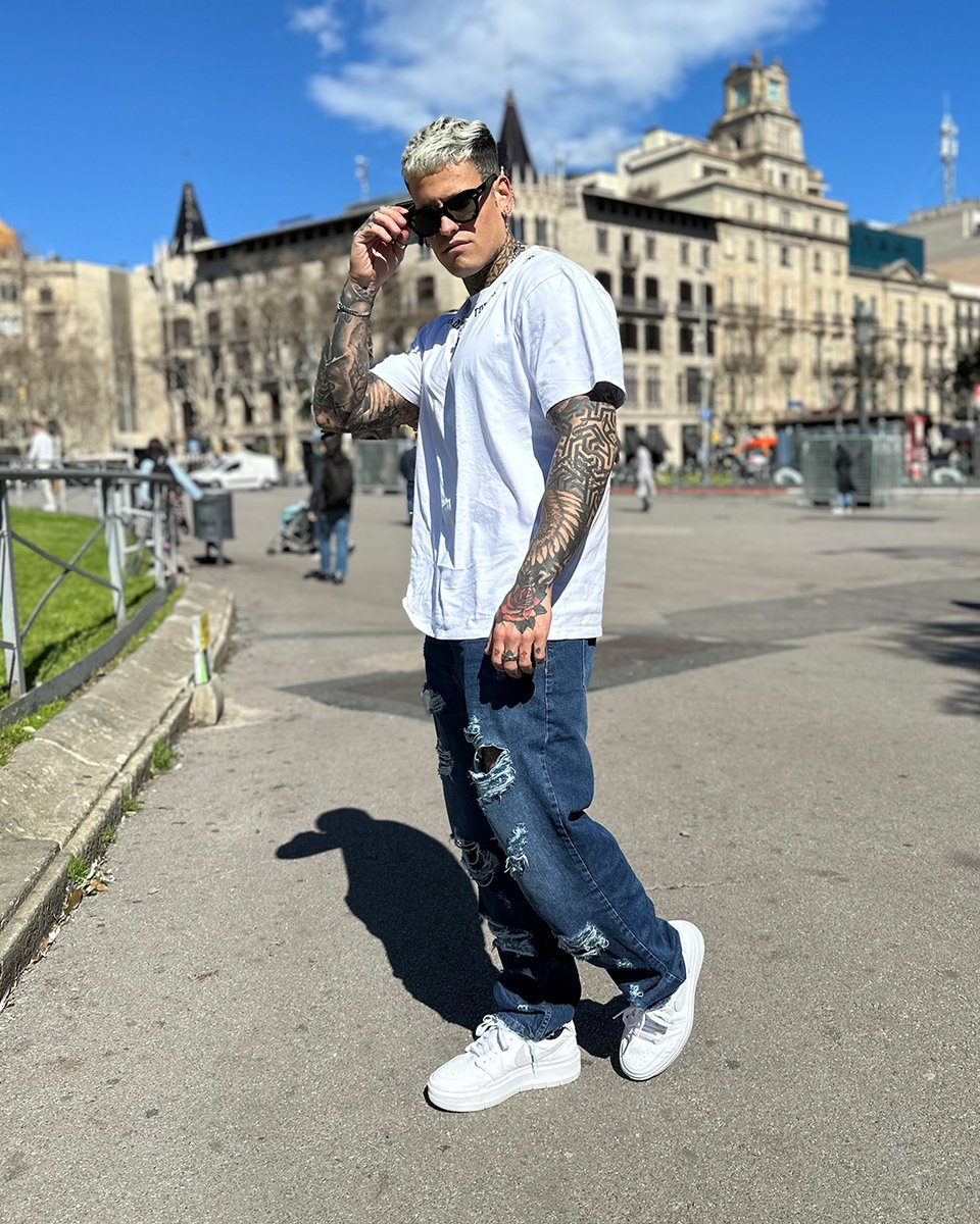 ubonlinestore's tweet photo. Tell me what you wear and I'll tell you who you are 🕶️​

Choose your style #ubonlinestore​
#streetwear #streetstyle #fashion #style #trending #onlineshop #men #women https://t.co/7RMwC2hafQ