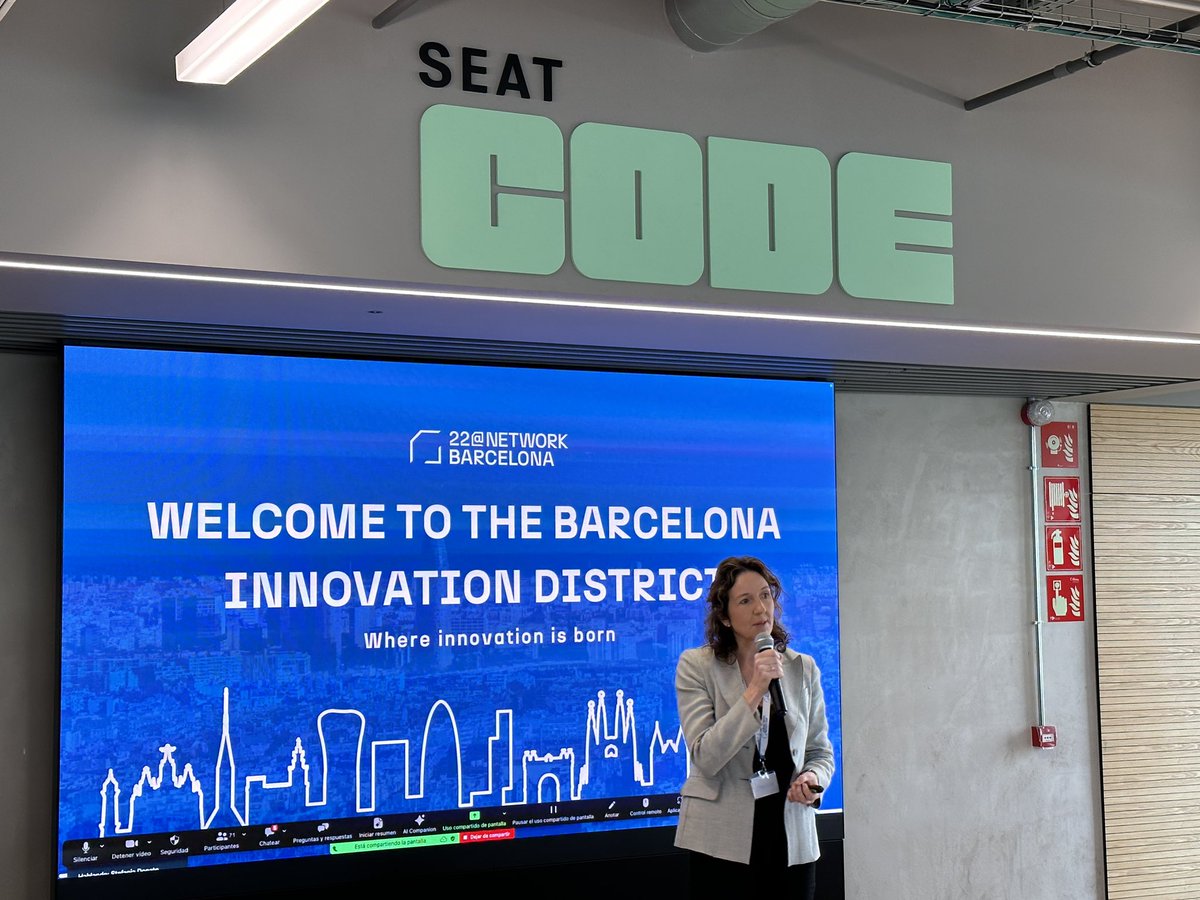 seat_code's tweet photo. New event in our offices! 🤩A little talk with Isabel Sabadi, Business Manager at the @22networkbcn about this technological hub! Thanks for this time, good things will come! 🤝
#SEATCODE #22network #BCN #tech #innovation https://t.co/on4VwGDvAm