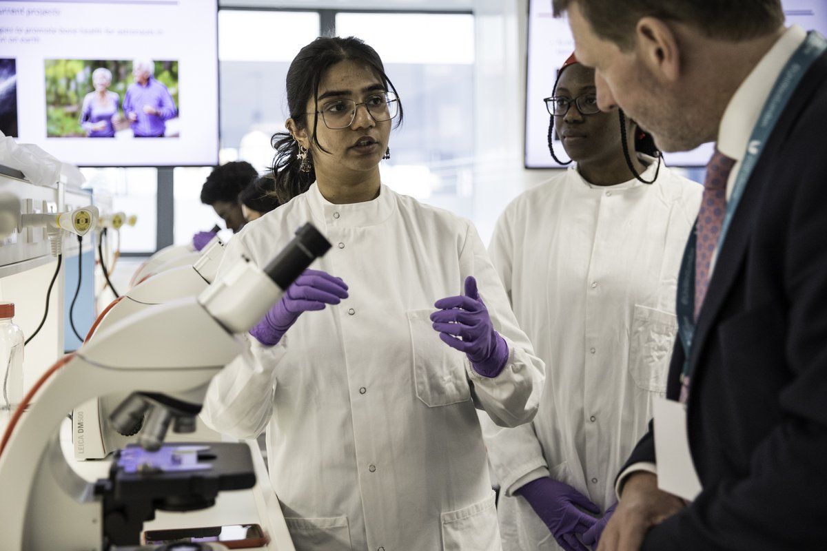 Would you like to find out more about our recently opened School of Medicine and Biosciences? 🧪🧠

Read about it here: uwl.ac.uk/news/universit…

#medicine #biosciences #school #university
