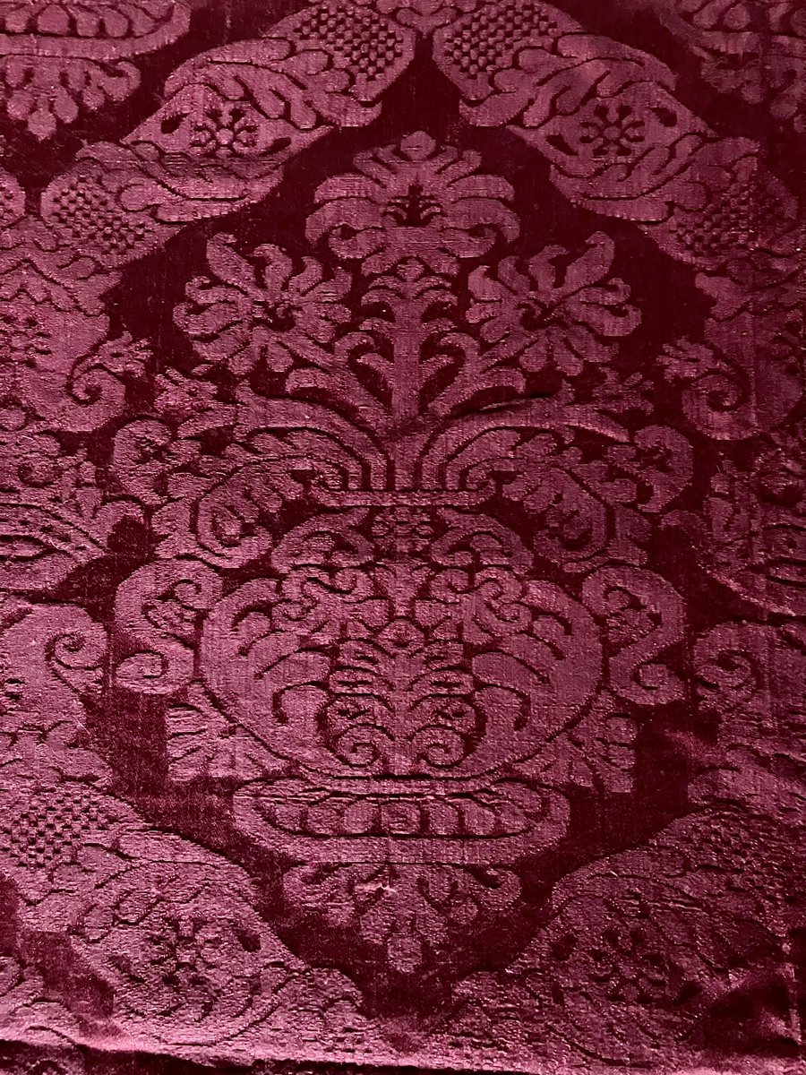 We picked up a piece of 18th century silk brocade, for next to nothing, in a little antique shop the other day. It’s as crisp and as lovely as the day it was made.