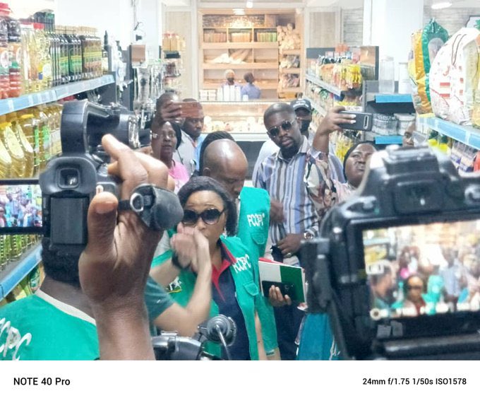 instablog9ja's tweet photo. Federal Competition and Consumer Protection Commission (FCCPC) conducts price enforcement in Abuja supermarkets https://t.co/VD4ST0l2TL