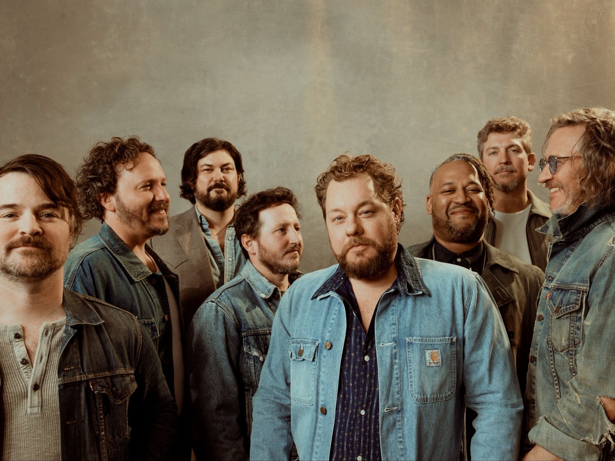 Today on the Spectrum, join @NRateliff for a new episode of Night Sweats Radio. Nathaniel will world premiere a brand new Nathaniel Rateliff and the Night Sweats song, and discuss crafting the perfect setlist with guest @jimjames Channel 28 2:00pm ET and on the SiriusXM app.