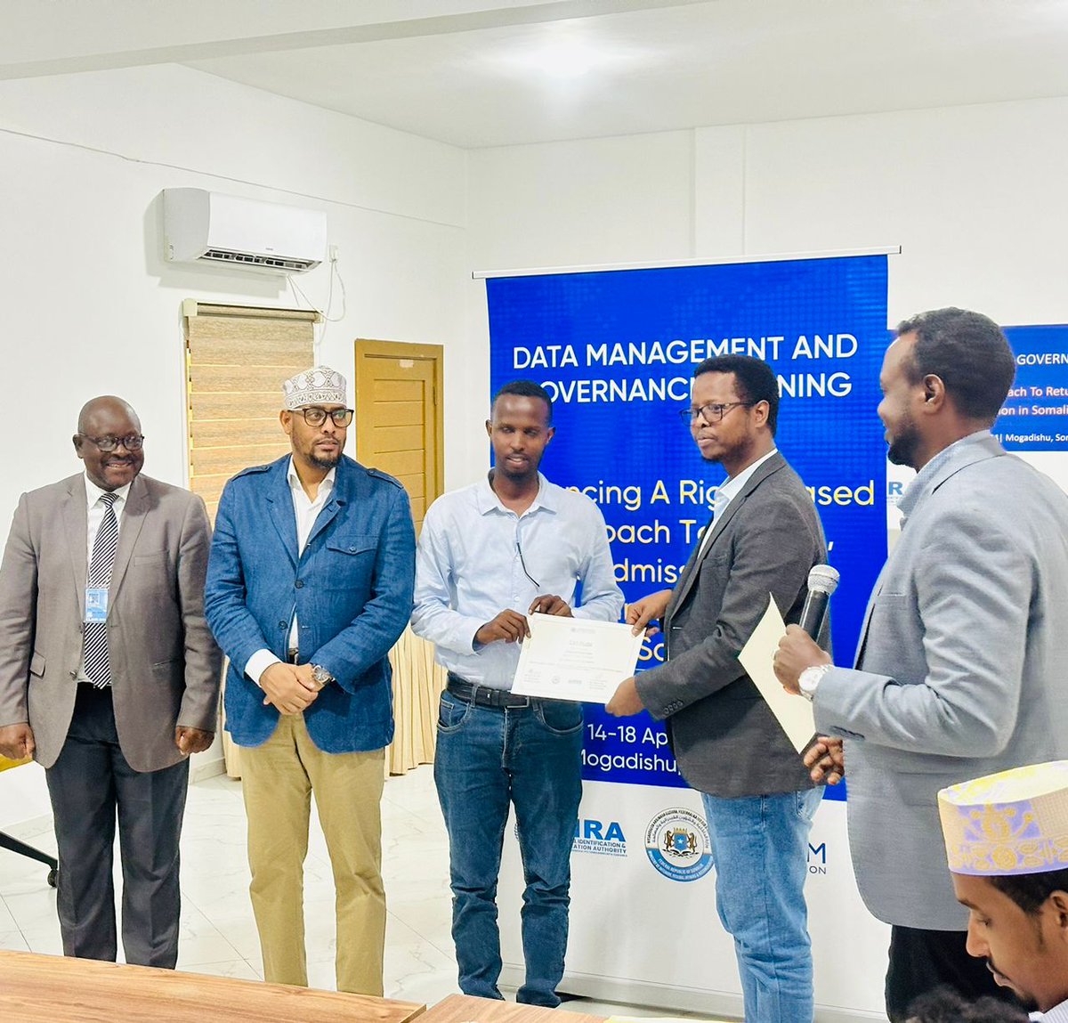 NkomoMpilo's tweet image. Delighted with Minister of State for the MoIFAR, Mr. Sadad M.H.Nur Alio, as he thanked IOM for organizing a meeting for #MoIFAR,#DPA,#NCA&amp;amp; #NIRA to dialogue on Data Mgt &amp;amp; Governance as basis for evidence based policies,#Regularpathways #RRRstrategies.  Partnering for development