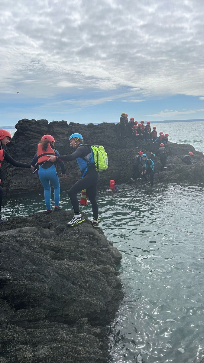 BrookfieldSM3's tweet photo. A late update from Devon because we’ve been having such amazing fun surfing and coasteering! Have a look at all of our snaps 📸 #BFDevon24 #WeAreLEO https://t.co/zKpdwG55ri