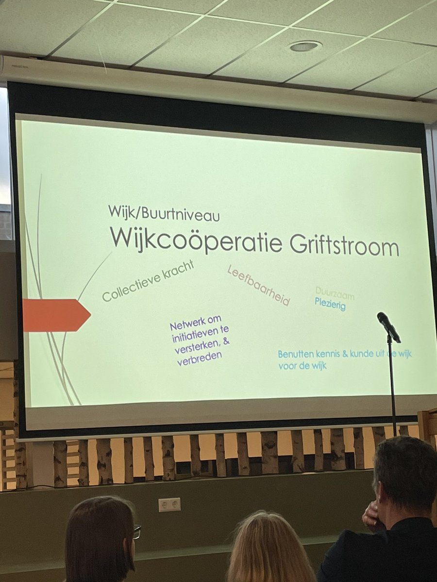 JantineZwinkels's tweet photo. Gisteravond was ik bij de #Warmtetransitie #dialoog van de #Constructieve 👏🏼 Informatie en gesprek was erg nuttig, zeker gezien alle actuele uitdagingen rondom #warmtenetten 🪫
Leuk dat dit bij ROC Midden Nederland Tech Campus in #Nieuwegein was👌🏼
#raad030 #MBO #cda #Utrecht https://t.co/bCfxSf3OmG