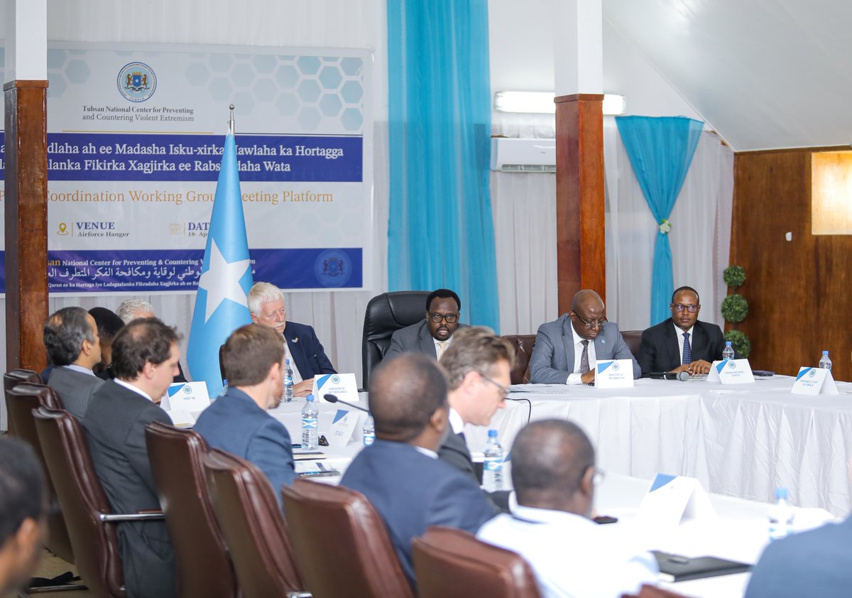 Today, Deputy Prime Minister @SalahJama led the quarterly meeting of the Coordination Working Group, organized by Somalia's @Tubsancenter for PCVE. Among the key participants were the Minister of Information and Tourism @DaudAweis, the Director of Tubsan, and President's Advisor
