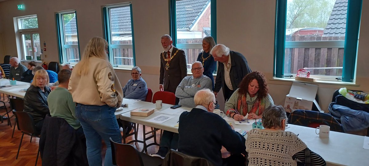 Rotherham Dementia Support Service kindly invited us to one of their 5 Music Memory cafes. They provide much needed support and respite for carers, as well as providing a joyous few hours of music and singing. I love the atmosphere at these, I defy you not to sing along