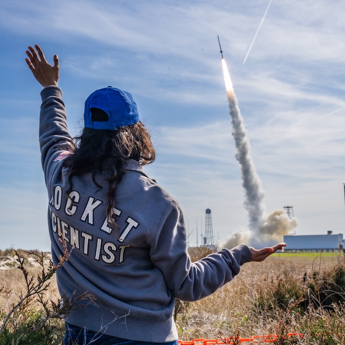 I thought this one was clever – a fresh take on an old photo trick! Thanks to @NASA for putting this one up. Perfect timing for Engineer Cindy Fuentes Rosal and the photographer to get it right on!