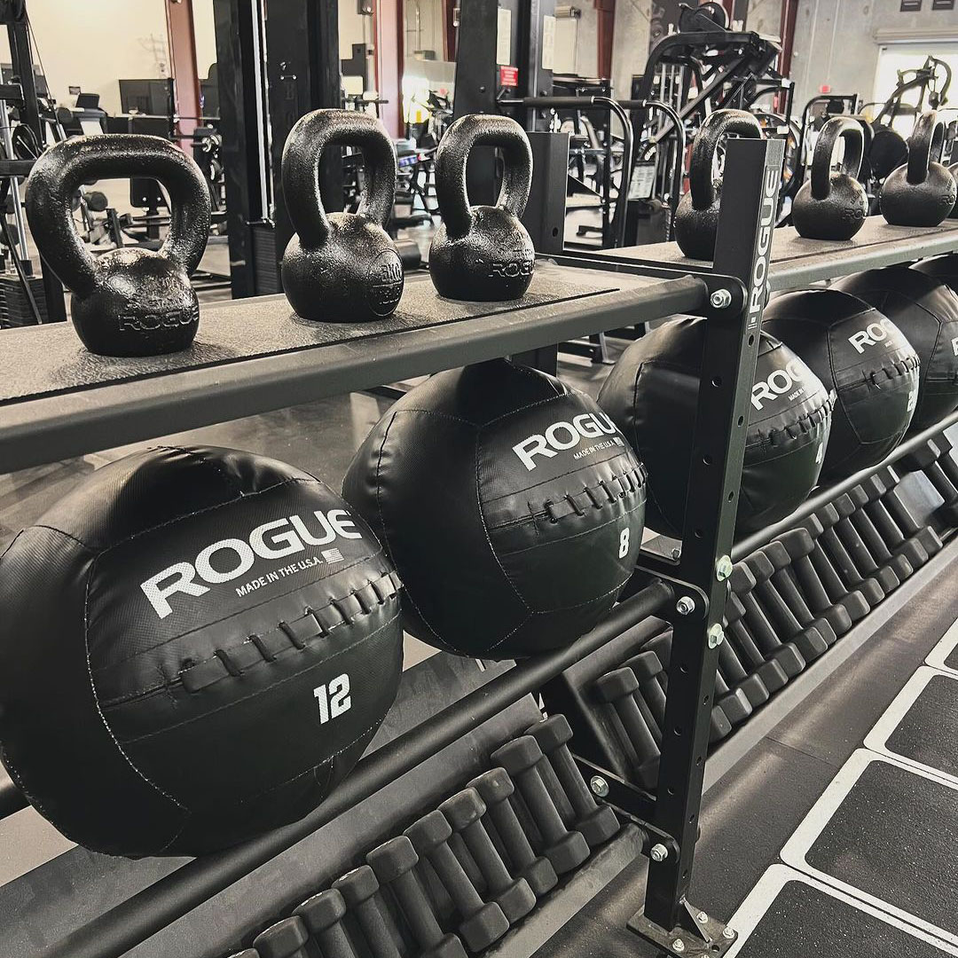 Check out the setup over at Lions Den Gym & Training 👀 #ryourogue