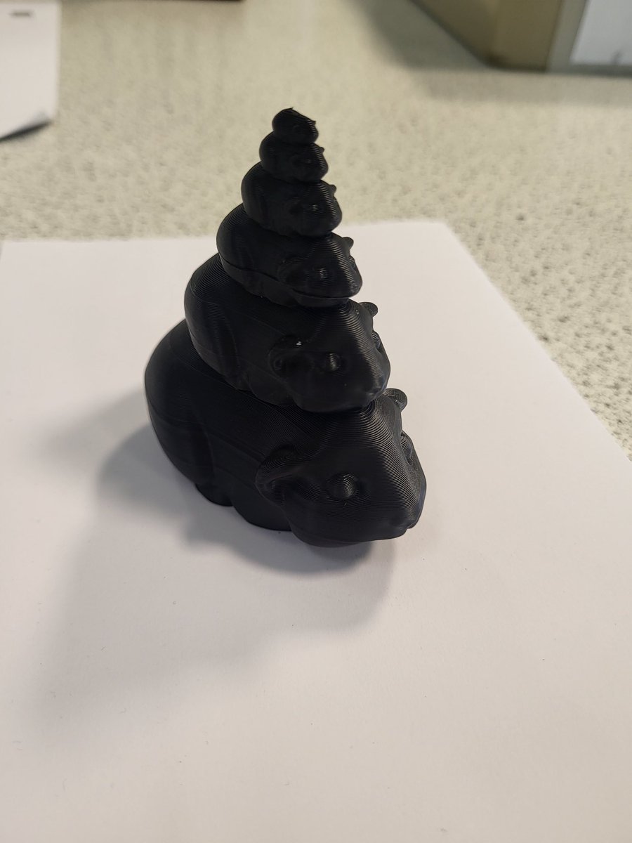 vcmooreartist's tweet photo. When one of your senior's is a wizz on the 3D printer and you both love Guinea Pigs 🐹. Loved my little gift this morning 💗. https://t.co/i7eU6cXapT