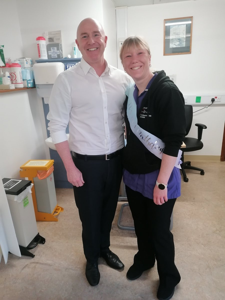 CIU_XBay's tweet photo. Yesterday we were pleased to have a visitor to our department @aaroncumminsNHS. The CIU team were very pleased that you came to see us and they could show case all the fabulous work and diagnostics they undertake. Thank you for your visit. Don't be a stranger! https://t.co/rbIriGM7uA