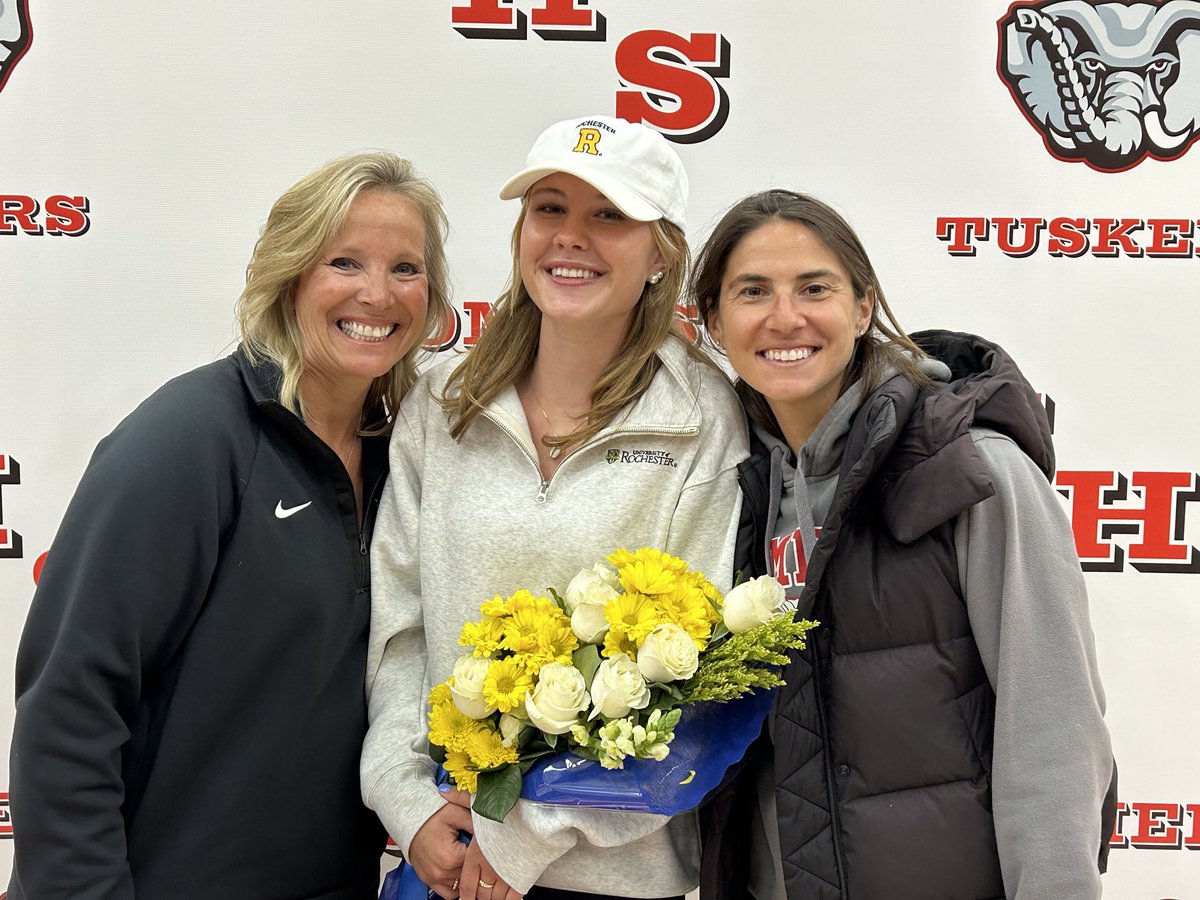 We are so super proud of our Ella who will continue her lacrosse and academic journey at the University of Rochester! Go Yellowjackets! 💪🏻🥍