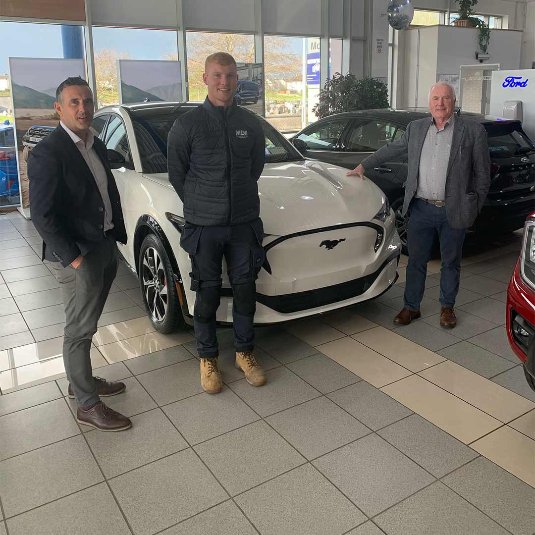 michaellyngmtrs's tweet photo. We had a very special guest visit our Ford showroom on Tuesday evening. None other than the extremely talented Ballyhale and Kilkenny hurler  @AdrianMullen69. Adrian was here signing some sliothars that were provided to us by Richie Hogan. https://t.co/SMQyTYTVtD