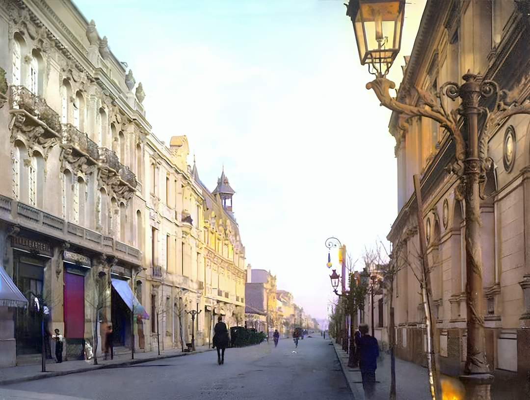 AestheticChile's tweet photo. Calle Dieciocho https://t.co/JbZn1lMfI2