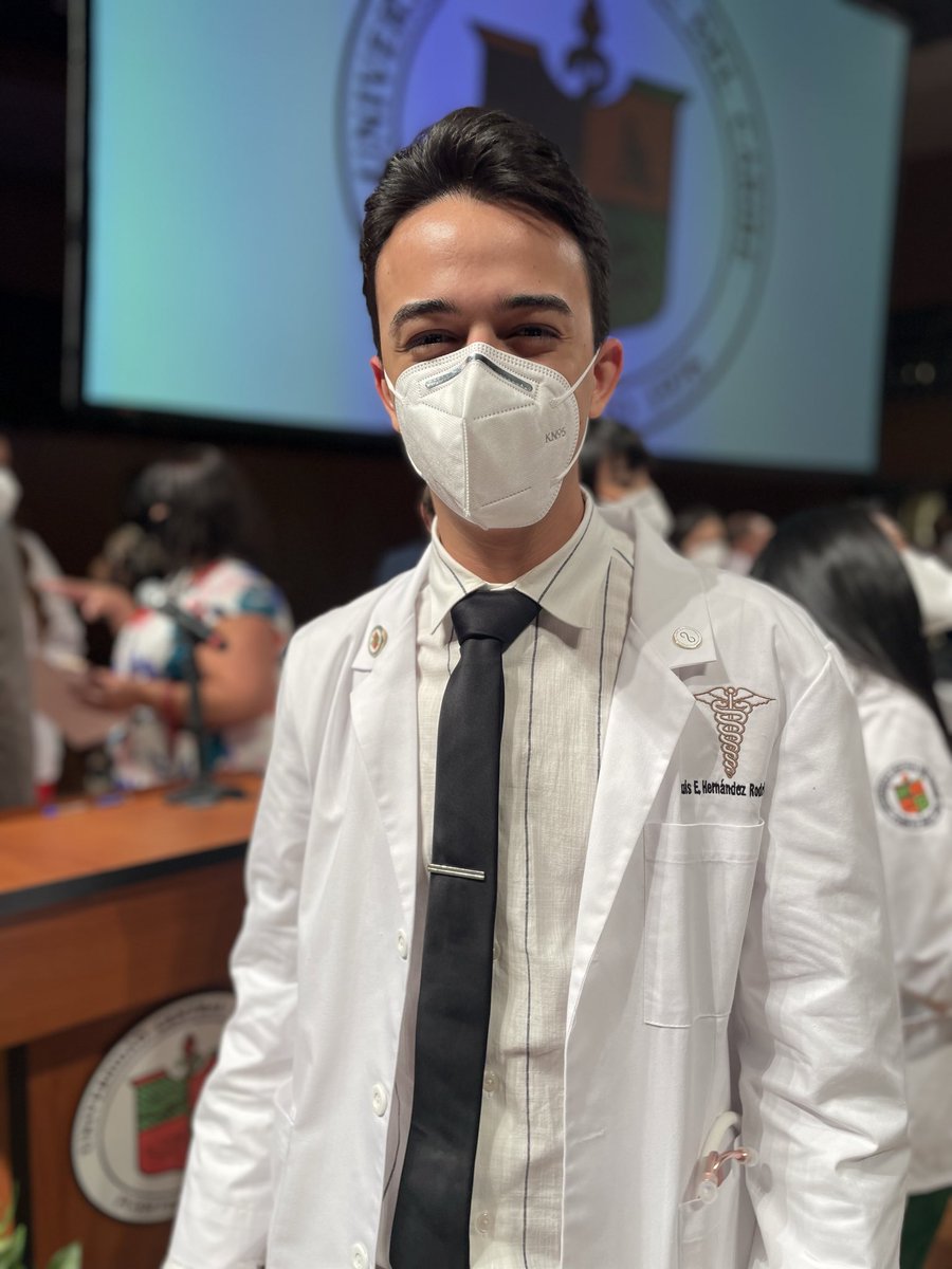 LuisEmmanuelHR's tweet image. Throw back to my (masked) white coat ceremony - starting med school in a pandemic was wild, but look at me now! Beyond excited to announce I matched into Otolaryngology at @gw_otohns! #OtoMatch #Match2024 #FutureENT #LatinoAndProud #TBT