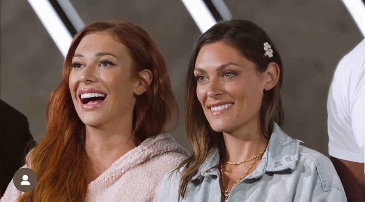 delicatewillows's tweet image. Smile if you beat the “going home early next season when the REAL players are there” allegations from season 39, AND outlasted Emily &amp;amp; Kaycee in the same season