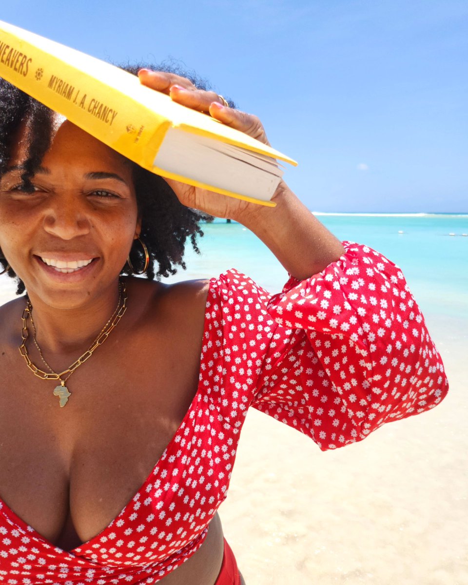 🧵📚 Caribbean Book Recommendations. 

If you're looking to start reading more Caribbean books, here's a list of books I suggest you read. 

P.S. I read 100 books a year, I know what I'm talking about.