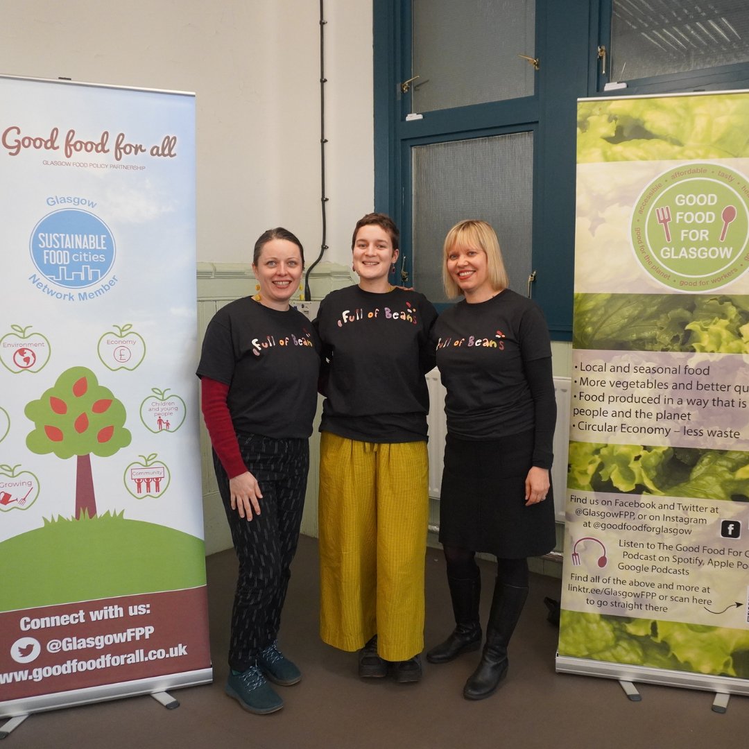 GCFNetwork's tweet photo. Our last Networking Event celebrated our #FullOfBeans campaign,delivered in partnership with @GlasgowFPP
We had speakers and contributors from @glasgowseedlib, @GreenCityCoop , and permaculturalist Lusi Alderslowe
Find out more about Full of Beans ๐
https://t.co/Pb4KEqxJc0 https://t.co/zCJmxyfda9