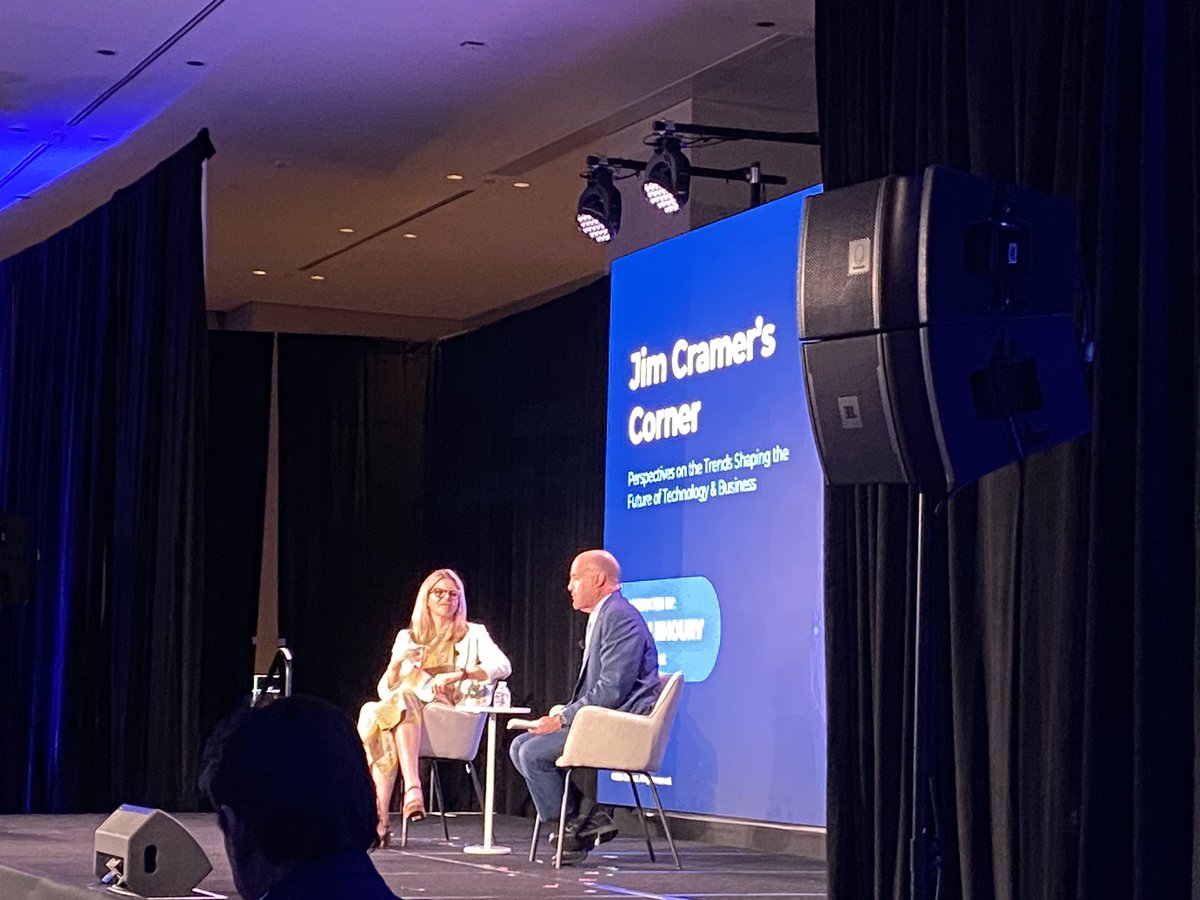 #cbanalystday great to get economic insights from CNBC’ Jim Cramer (Mad Money), eg sharing his views on how (gen)AI can help stop the increasing price inflation trend