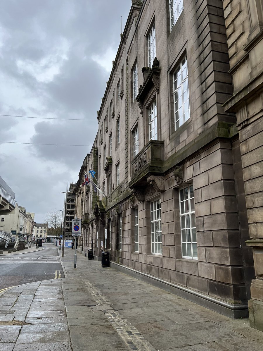 CllrMelClose's tweet image. Full @prestoncouncil meeting today - which I was very nearly (but not quite) late for 👎but only because I stopped to talk to people on my way through town 👍🤣
Preston folk are so lovely, why wouldn’t I 🤣 #lovemywork