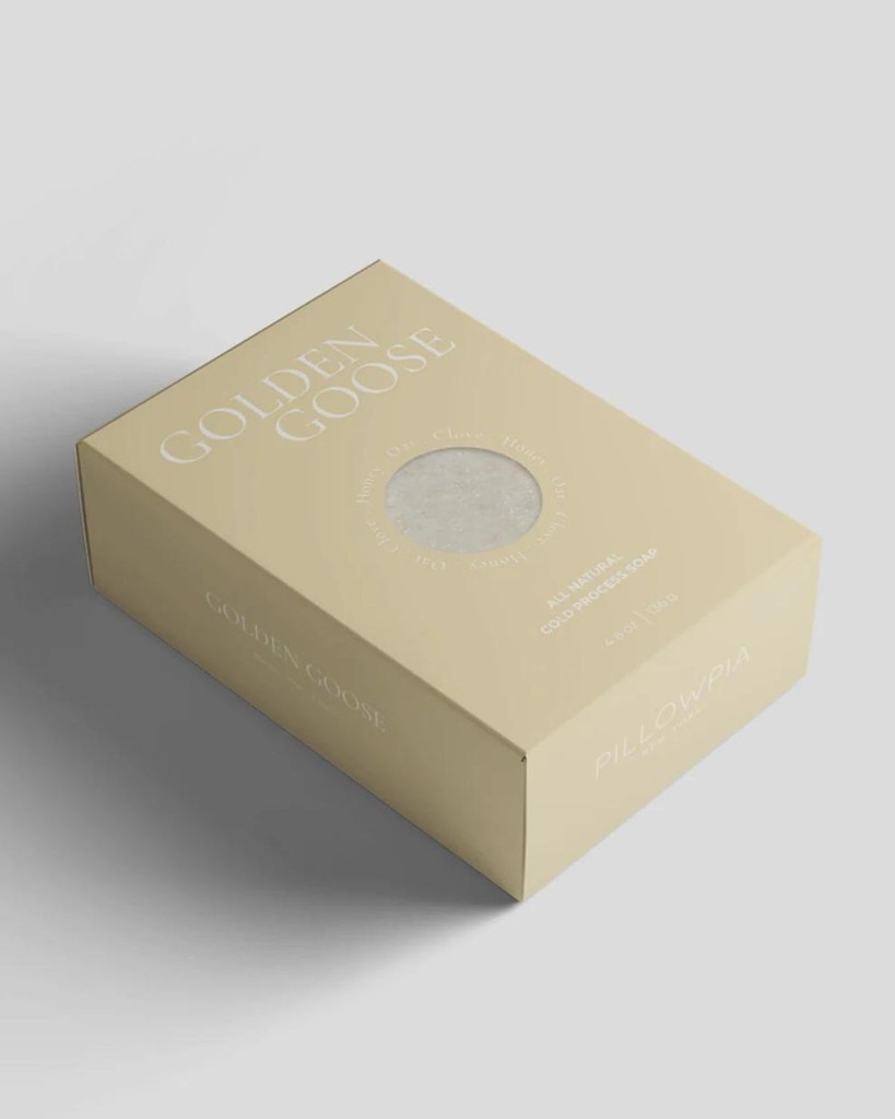 pillowpia's tweet photo. Elevate your routine with Pillowpia's Golden Goose soap—where honeyed luxury meets clove's exfoliating charm. Pure, vegan, and handcrafted for your skin's delight. 🌾✨ 

Visit us https://t.co/CJYksWwzJl⁠
⁠ https://t.co/VwQcM5a7R5