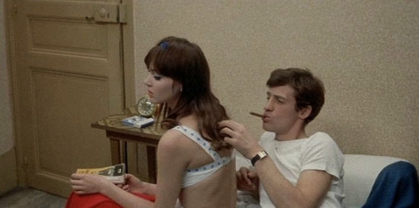 TheCinesthetic's tweet photo. A Woman Is a Woman (1961) dir. Jean-Luc Godard https://t.co/0pAZbxrn7x