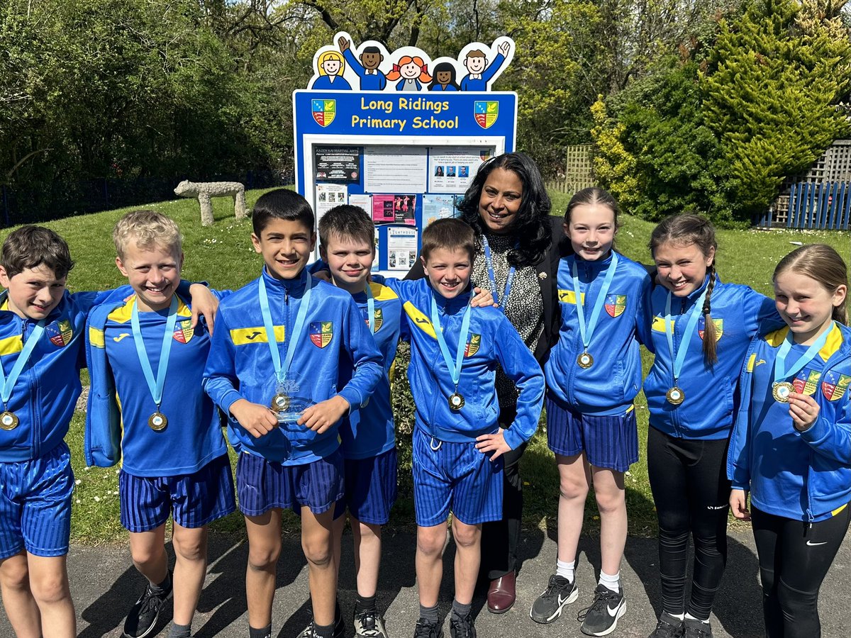 Long Ridings Primary School tweet media