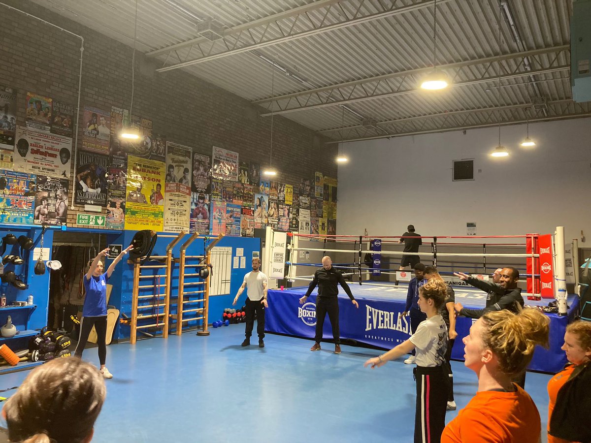 Scaling Box Therapy 🥊 13 practitioners from around the country attended our first Box Therapy training course at our gym in Bristol. They are now on their journey to impacting more lives through our Box Therapy programme in their communities. 📧Aaron@empirefightingchance.org