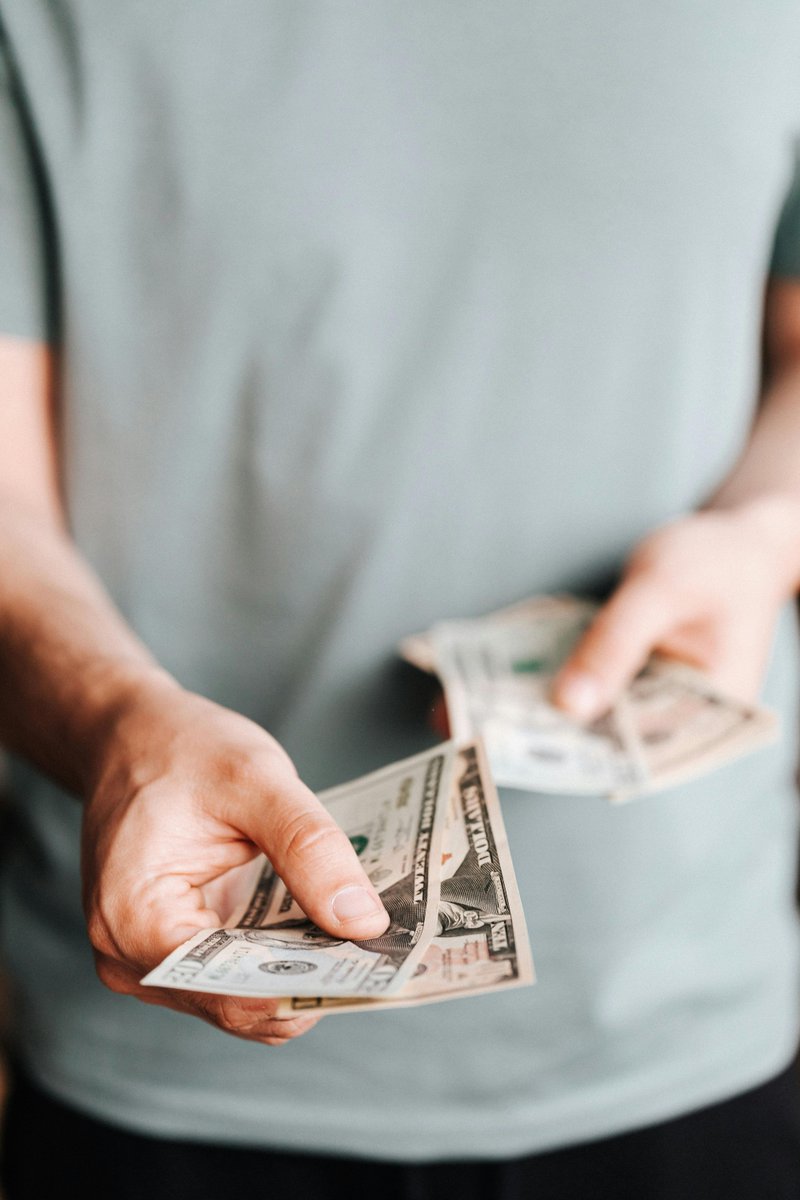 PTLInsurance's tweet image. April is Financial Literacy Month – invest in your financial future with the right insurance coverage! 💵📈 #FinancialInvestment #InsuranceSecurity