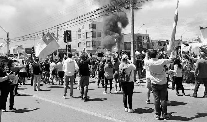 Muchos migrantes entran al país con una esperanza doble: encontrar un trabajo y huir de un contexto hostil. En medio del debate sobre el control de las fronteras, este artículo #RU enfatiza la necesidad de abordar el fenómeno con una mirada humanitaria. bit.ly/3UokOTh