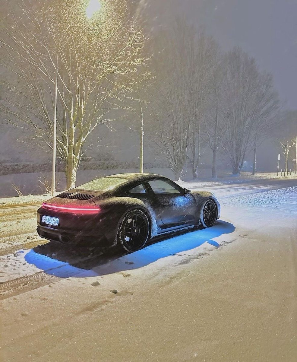 VINTAGE (@carsighting) on Twitter photo 