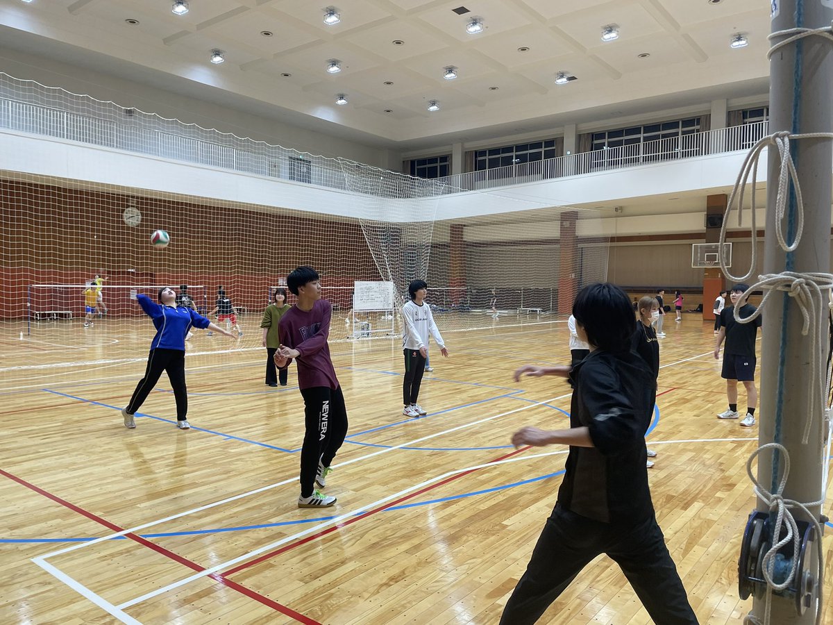 TPVC_teikyo's tweet photo. 2024年度の活動が始まりました！！
毎週木曜日18:30〜21:00に蔦遊館アリーナで活動しているので興味のある方は是非来てください！ https://t.co/jbpmg1cqOV