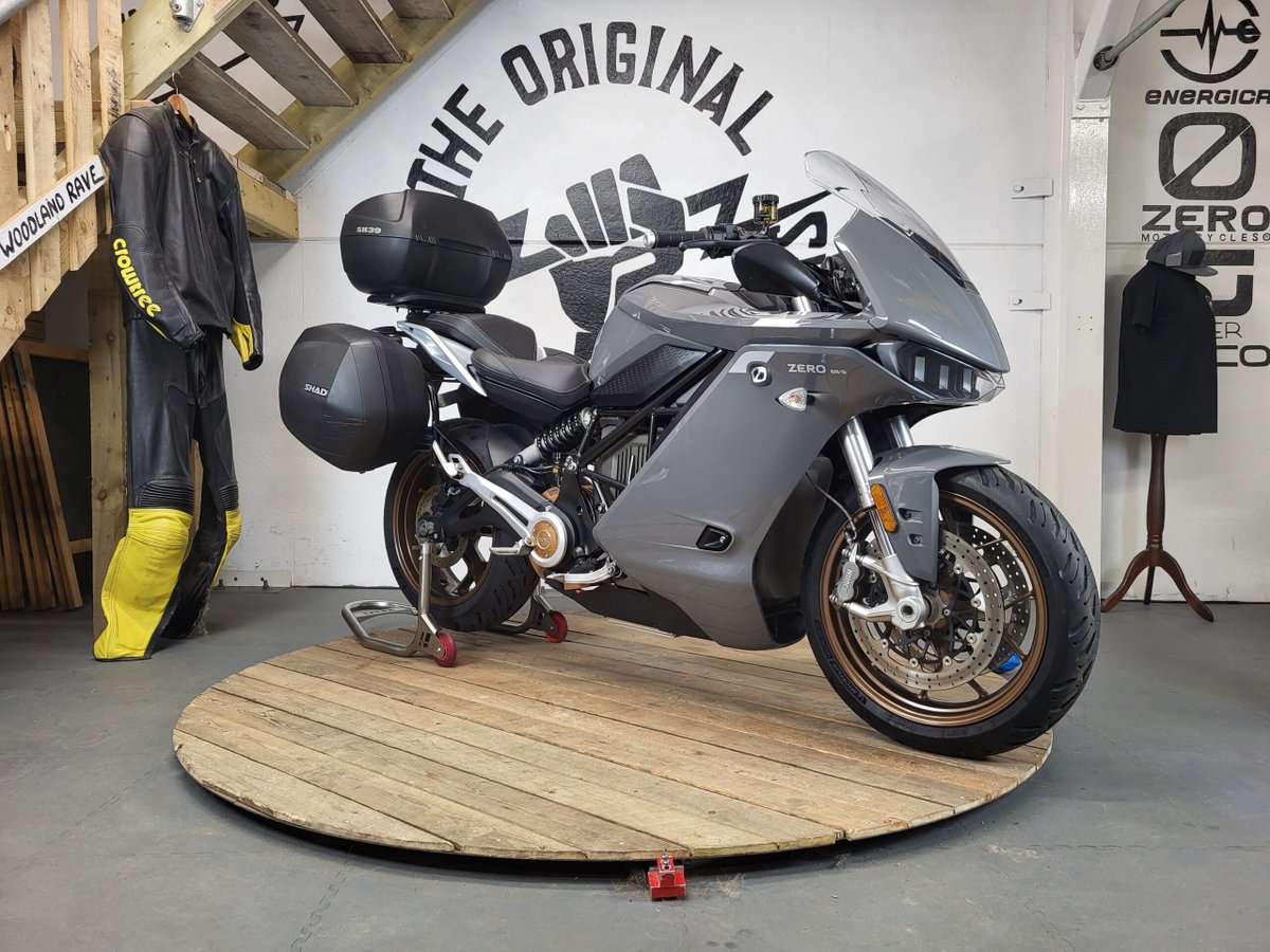 English Electric Motor Co. tweet media