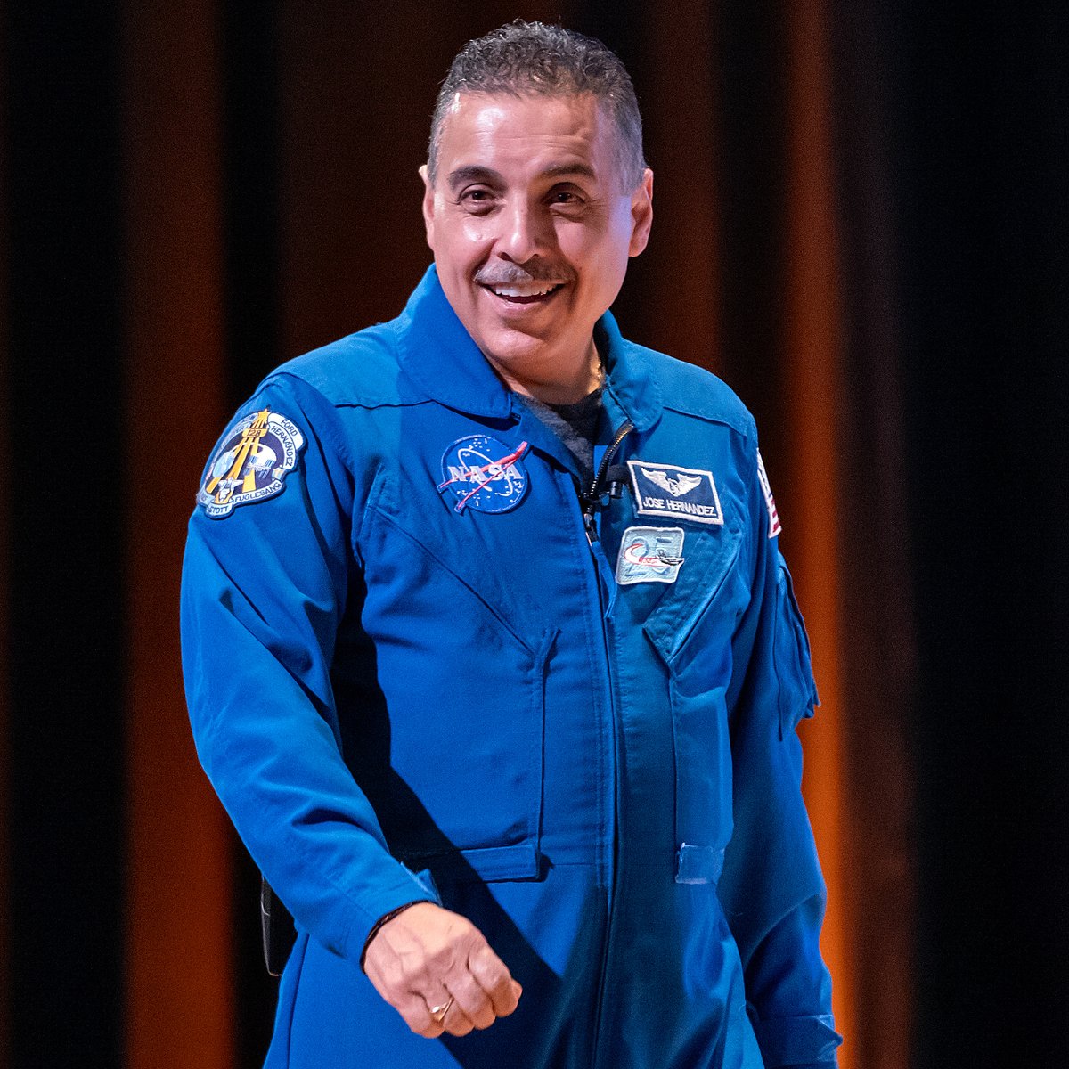 utrgv's tweet photo. Honored to have @Astro_Jose 👨‍🚀 speak at #UTRGV about persevering towards a brighter future. 🚀

It doesn't matter where we come from, but where we are going. 🤝

Remember to "reach for the stars" 🌠

#futureoftexas #AMillionMilesAway https://t.co/FPEOSqJtCK