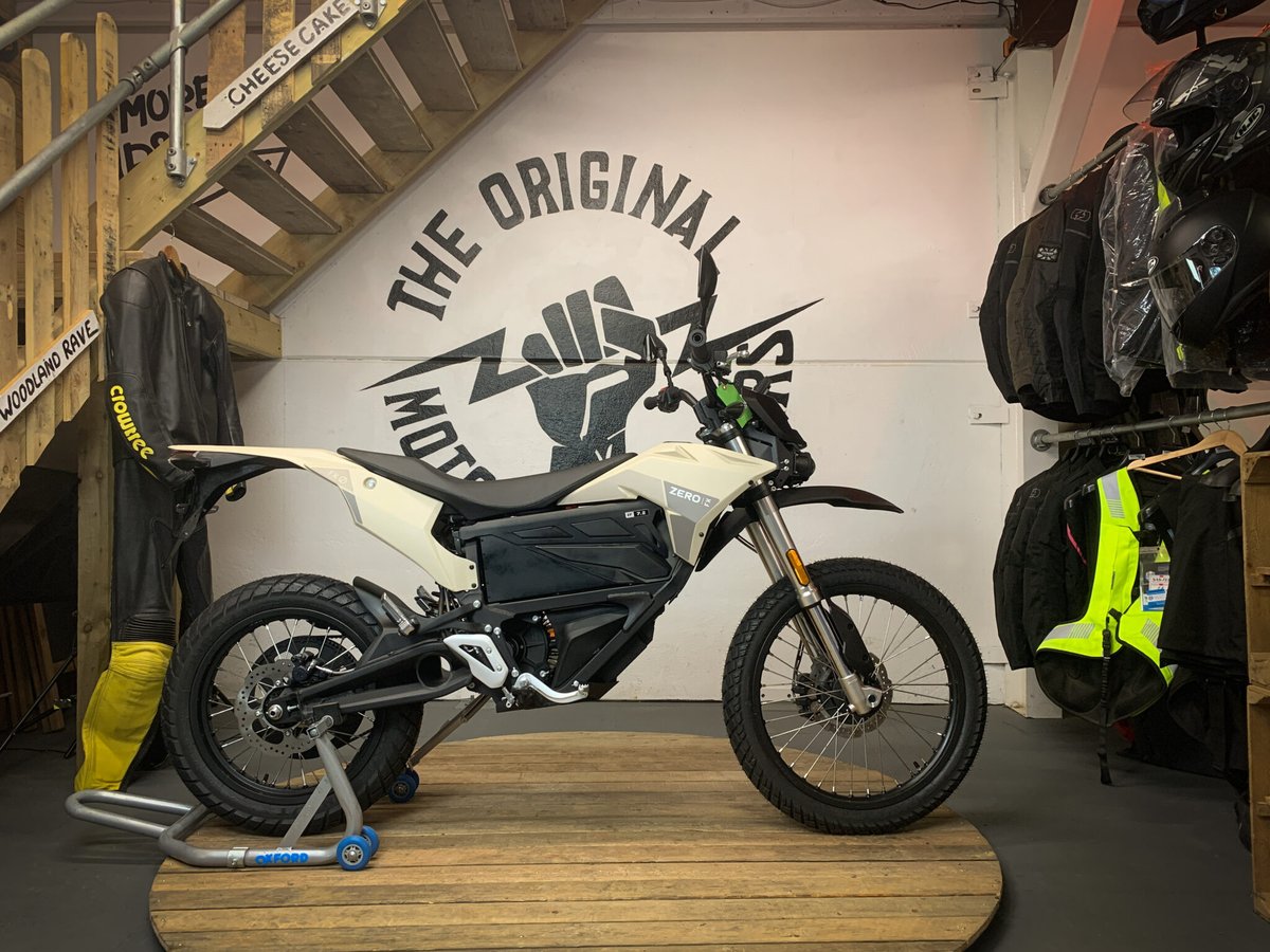 English Electric Motor Co. tweet media